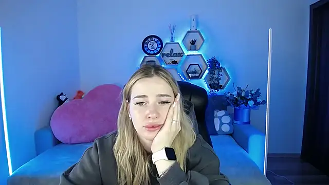 SabrinViolet online show from November 29, 2025, 9:09 am