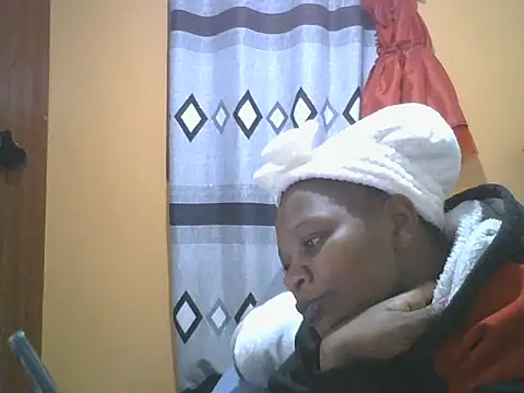 Snapshot of clakemmy250 chatting on June 20, 2026, 5:29 pm clakemmy250 online show from June 20, 2026, 5:29 pm