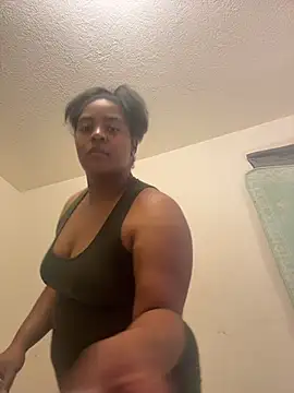 prettlovely14 online show from November 22, 2025, 1:04 am