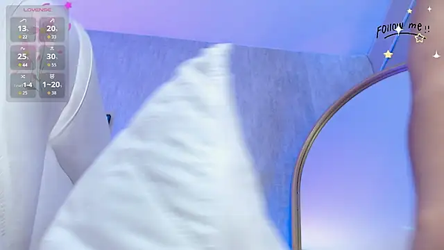 Snapshot of aria_li chatting on February 7, 2026, 12:24 pm aria li online show from February 7, 2026, 12:24 pm