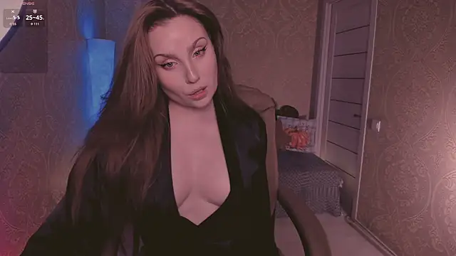 Eesmaaarrr online show from October 24, 2025, 11:37 pm