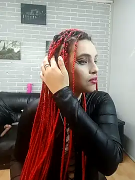 elizatexx online show from February 1, 2025, 4:32 pm
