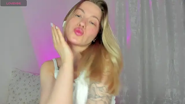 damn cutie online show from February 24, 2025, 9:09 pm