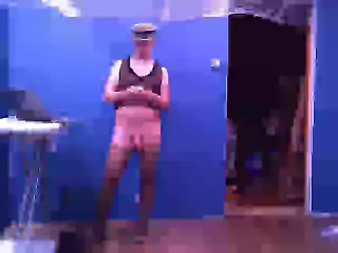 crusoerr online show from June 19, 2026, 10:58 pm