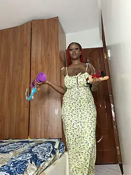 Snapshot of Rose_berry chatting on June 19, 2026, 4:18 am Rose berry online show from June 19, 2026, 4:18 am