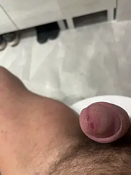 -Manu-85 online show from November 27, 2025, 8:20 pm