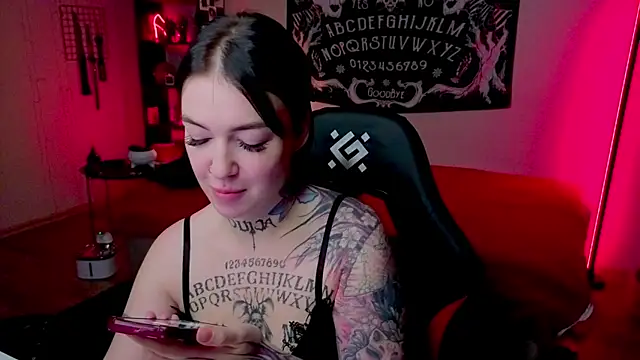 Magic Allie online show from July 28, 2026, 8:52 pm