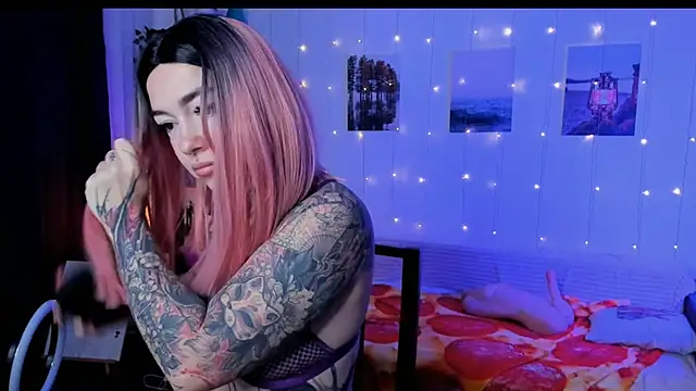 Magic Allie online show from November 25, 2025, 6:36 am