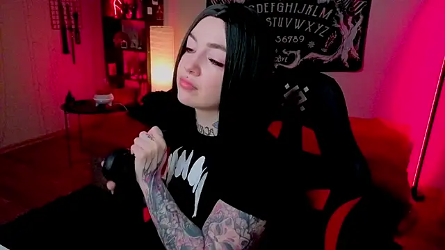Magic Allie online show from July 27, 2026, 8:38 pm