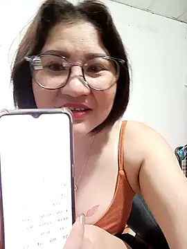 Snapshot of Rose_DiDi chatting on May 1, 2026, 4:50 am Rose DiDi online show from May 1, 2026, 4:50 am