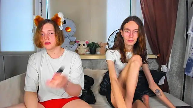 Snapshot of Calvin_and_Kevin chatting on October 13, 2025, 7:21 am Calvin and Kevin online show from October 13, 2025, 7:21 am