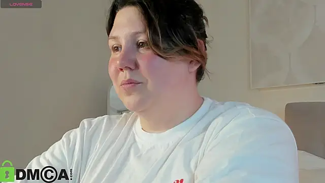 Snapshot of Ruth_Oliver chatting on August 2, 2026, 9:18 am Ruth Oliver online show from August 2, 2026, 9:18 am