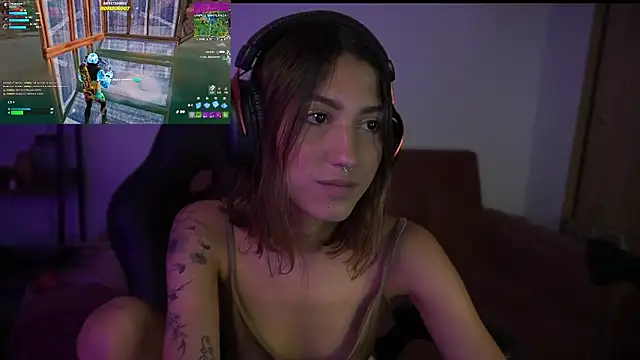 Snapshot of MissKorah chatting on December 31, 2024, 10:34 pm MissKorah online show from December 31, 2024, 10:34 pm