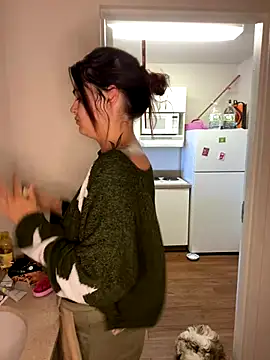 SafeinouterSpace online show from October 16, 2025, 6:16 pm