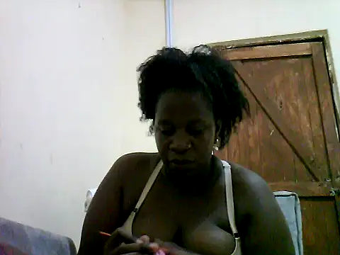 Sexy valentine001 online show from October 13, 2025, 9:38 pm