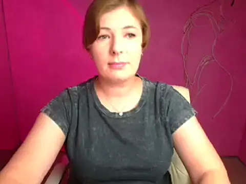 Snapshot of Lissmilf chatting on October 13, 2025, 11:45 am Lissmilf online show from October 13, 2025, 11:45 am