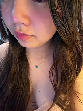 Hotellinh12 online show from May 22, 2026, 4:27 pm