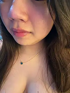Hotellinh12 online show from June 11, 2026, 4:59 pm