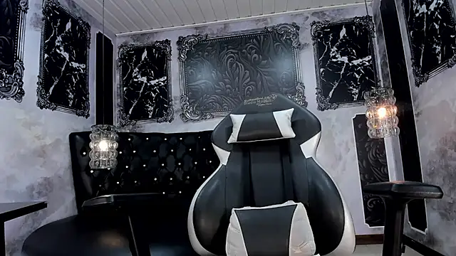 Snapshot of NAOMIIDIAMOND chatting on February 27, 2025, 11:39 am NAOMIIDIAMOND online show from February 27, 2025, 11:39 am