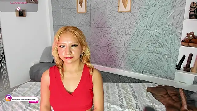 Snapshot of agatadelphine chatting on June 9, 2026, 1:45 pm agatadelphine online show from June 9, 2026, 1:45 pm