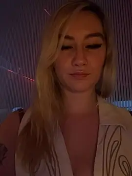 Snapshot of MaryDeniro chatting on August 1, 2026, 4:43 am MaryDeniro online show from August 1, 2026, 4:43 am