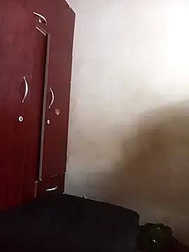 Snapshot of Uncletee112 chatting on January 6, 2026, 10:08 am Uncletee112 online show from January 6, 2026, 10:08 am