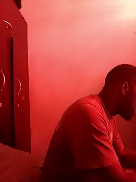 Snapshot of Uncletee112 chatting on January 12, 2026, 1:18 pm Uncletee112 online show from January 12, 2026, 1:18 pm