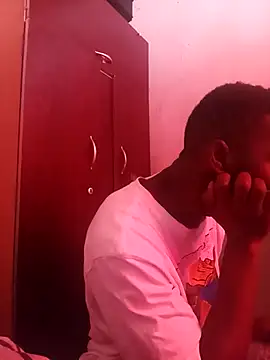 Snapshot of Uncletee112 chatting on January 8, 2026, 7:36 am Uncletee112 online show from January 8, 2026, 7:36 am