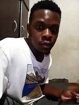 Snapshot of Uncletee112 chatting on February 27, 2026, 9:25 pm Uncletee112 online show from February 27, 2026, 9:25 pm