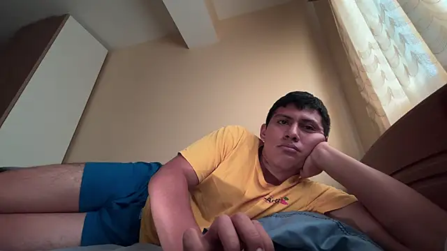 Snapshot of JoshuaTls08 chatting on November 8, 2025, 1:14 pm JoshuaTls08 online show from November 8, 2025, 1:14 pm