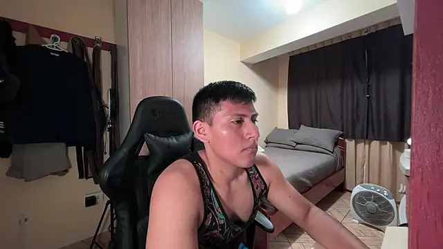 Snapshot of JoshuaTls08 chatting on December 5, 2025, 2:10 am JoshuaTls08 online show from December 5, 2025, 2:10 am