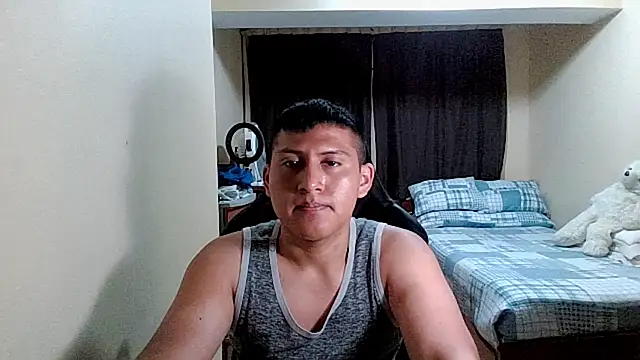Snapshot of JoshuaTls08 chatting on October 3, 2025, 4:25 am JoshuaTls08 online show from October 3, 2025, 4:25 am