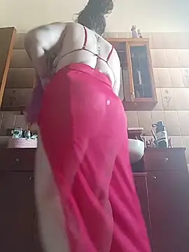 Snapshot of peachgirlmartyna chatting on July 29, 2026, 1:43 pm peachgirlmartyna online show from July 29, 2026, 1:43 pm