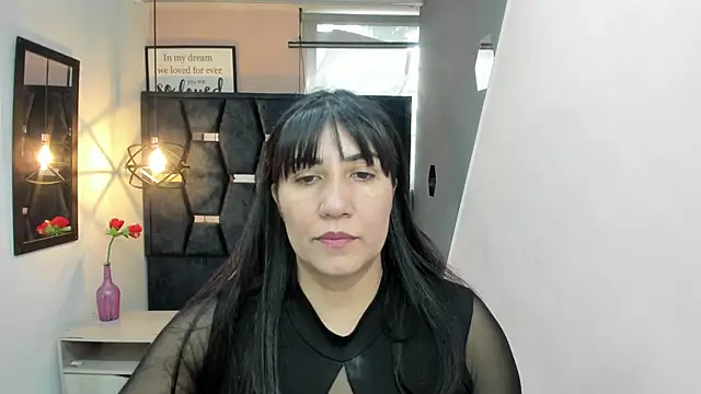 GiaFox  online show from November 26, 2025, 1:22 pm