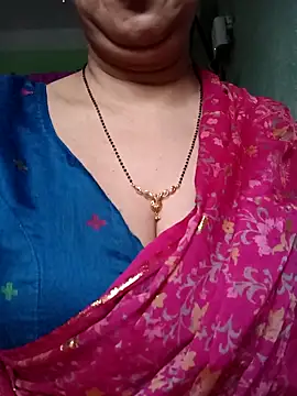 Rosy-B online show from May 5, 2026, 12:24 am