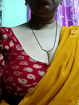 Snapshot of Rosy-B chatting on November 27, 2025, 9:48 pm Rosy-B online show from November 27, 2025, 9:48 pm