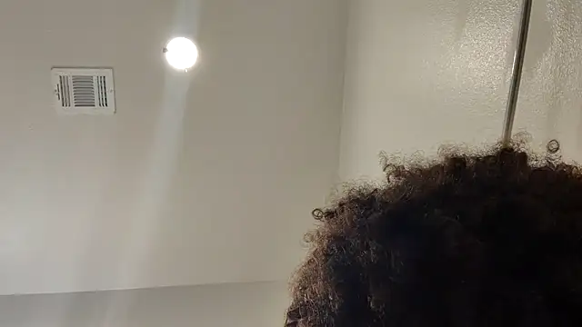 Snapshot of Clearlytothepoint420 chatting on October 7, 2025, 11:44 am Clearlytothepoint420 online show from October 7, 2025, 11:44 am