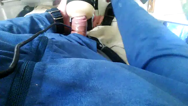 Snapshot of Clearlytothepoint420 chatting on March 23, 2025, 7:09 am Clearlytothepoint420 online show from March 23, 2025, 7:09 am