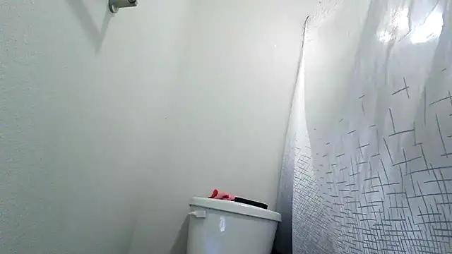 Snapshot of Clearlytothepoint420 chatting on March 15, 2025, 7:20 am Clearlytothepoint420 online show from March 15, 2025, 7:20 am