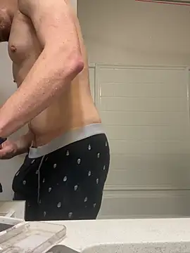 Snapshot of Clearlytothepoint420 chatting on March 12, 2025, 7:24 am Clearlytothepoint420 online show from March 12, 2025, 7:24 am