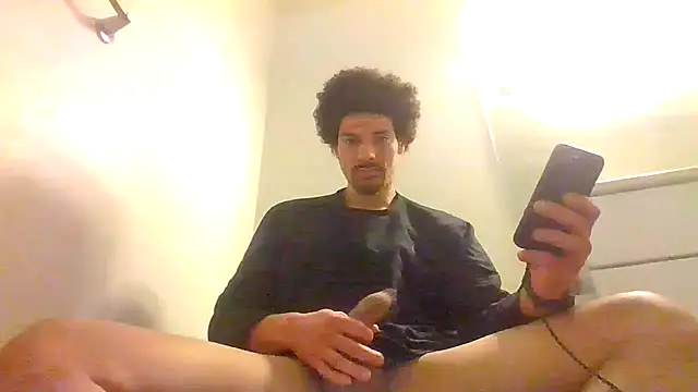 Snapshot of Clearlytothepoint420 chatting on January 28, 2025, 10:02 am Clearlytothepoint420 online show from January 28, 2025, 10:02 am