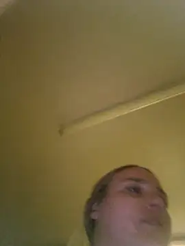 Snapshot of Off_the_Lesh chatting on December 16, 2025, 5:50 pm Off the Lesh online show from December 16, 2025, 5:50 pm