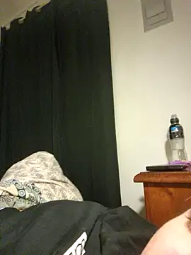 Snapshot of Off_the_Lesh chatting on November 12, 2025, 4:44 pm Off the Lesh online show from November 12, 2025, 4:44 pm