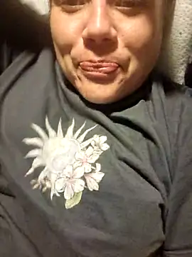 Snapshot of Off_the_Lesh chatting on October 19, 2025, 7:33 am Off the Lesh online show from October 19, 2025, 7:33 am