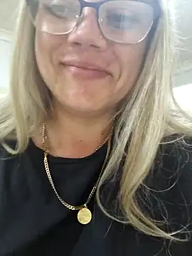 Snapshot of Off_the_Lesh chatting on September 30, 2025, 3:07 pm Off the Lesh online show from September 30, 2025, 3:07 pm