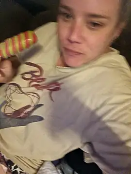 Snapshot of Off_the_Lesh chatting on November 9, 2025, 1:48 pm Off the Lesh online show from November 9, 2025, 1:48 pm