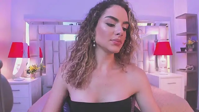 mariiahneedles online show from February 6, 2026, 5:14 am