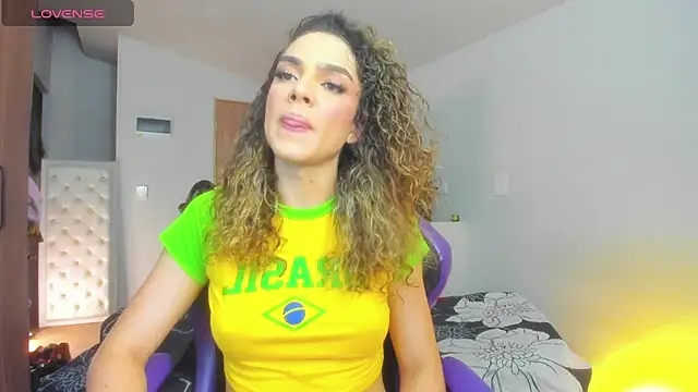 mariiahneedles online show from July 11, 2026, 11:49 pm