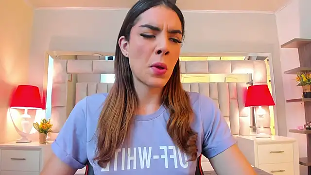 Snapshot of mariiahneedles chatting on November 17, 2025, 9:52 pm mariiahneedles online show from November 17, 2025, 9:52 pm