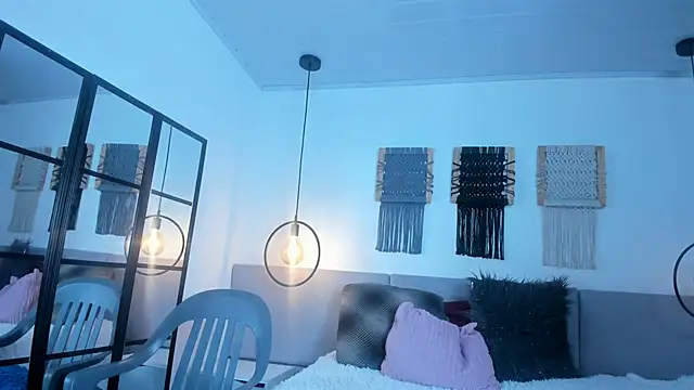 Sweet camille online show from May 2, 2026, 2:28 am